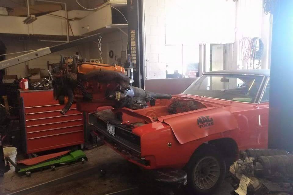 BST Classics 1968 Dodge Charger Hemi swap 2015